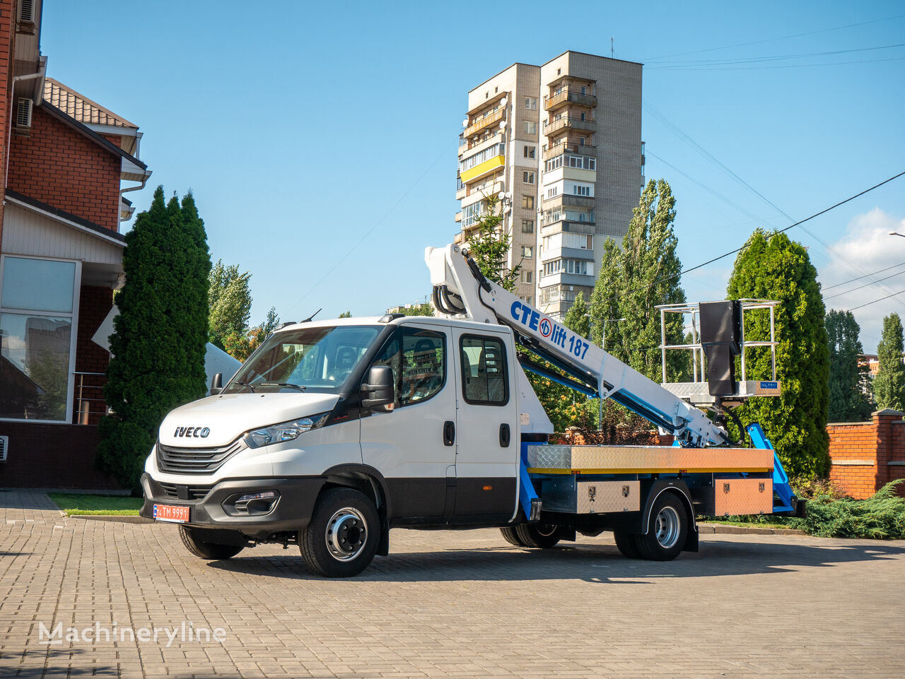 new CTE B-LIFT 187 HY na shassi IVECO Daily 60C16H3.0D bucket truck