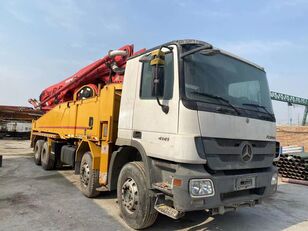 Putzmeister  on chassis Mercedes-Benz Actros 4141 concrete pump
