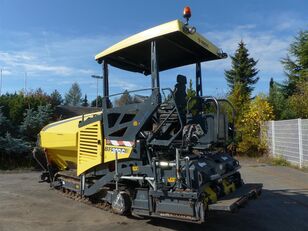 BOMAG BF 300 C crawler asphalt paver