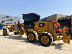 Caterpillar 140K grader