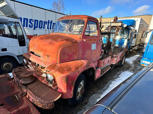 Ford C-600 mobile crane