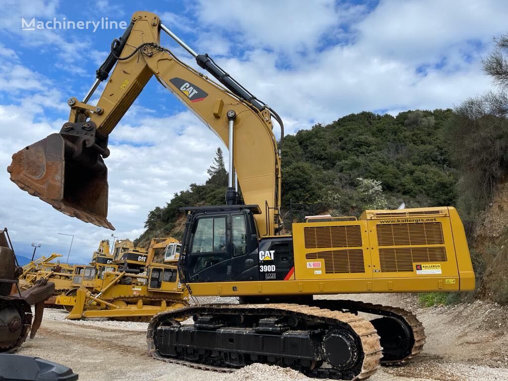 Caterpillar 390DLME tracked excavator