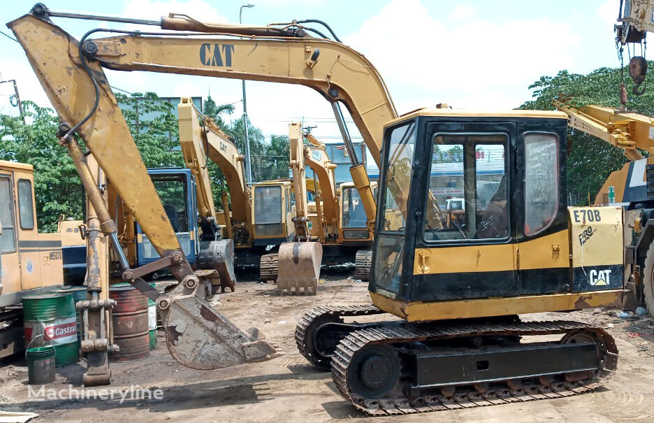 Caterpillar E70B tracked excavator