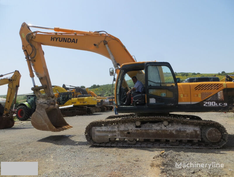 Hyundai R290LC-9 tracked excavator