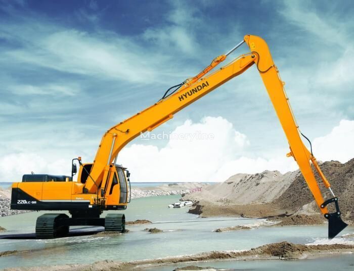 new Hyundai material handler tracked excavator