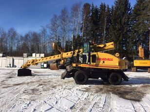 Gradall XL 3300 wheel excavator